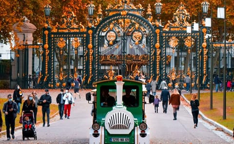 Private Guided Walking Tour of Lyon's Historic Landmarks