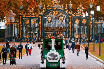 Private Guided Walking Tour of Lyon's Historic Landmarks