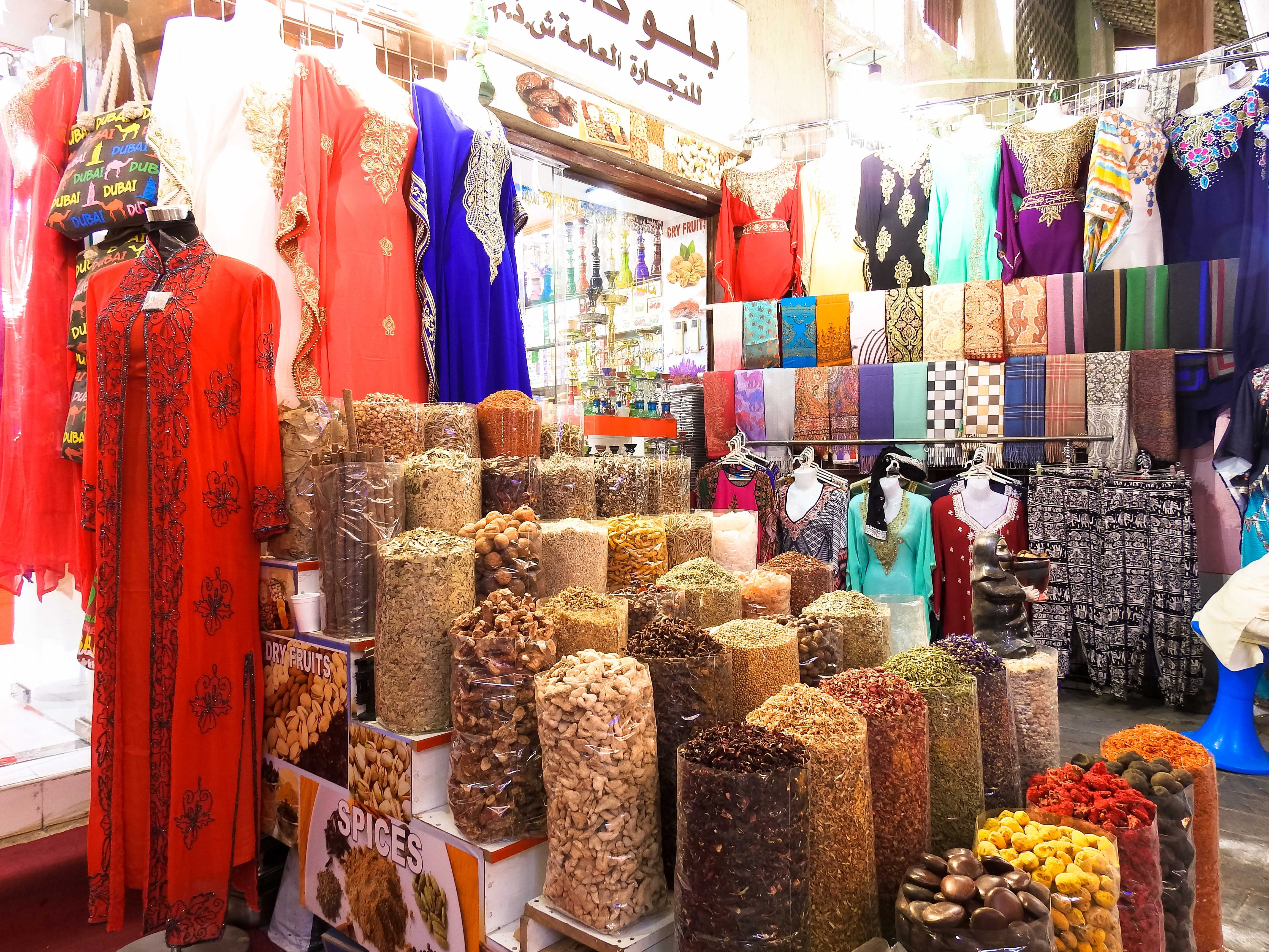 Shopping Tour Dubai with Daytur