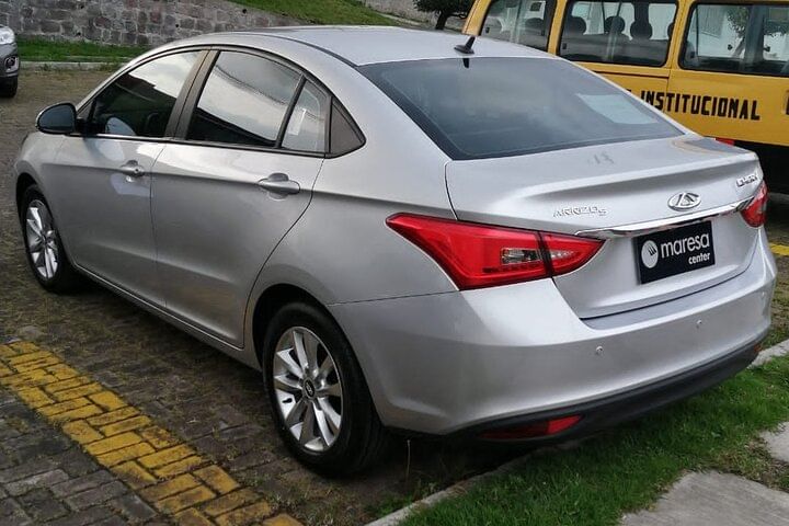 Private Transportation from Airport to Hotel in Quito or vice versa (one way)