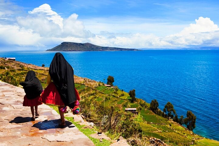 Learn about the history, traditions, and daily life of the Taquileños