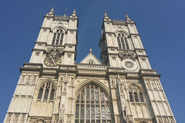 Full Day Traditional Private London Tour by Walking & Public Transportation 5