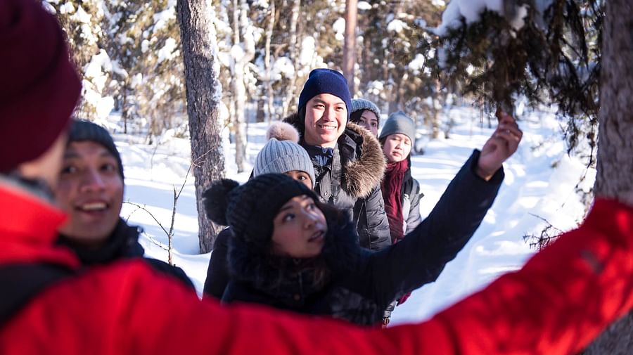 Teaching our guests about Arctic nature