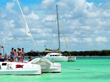 Saona Island Catamaran Tour from Bayahibe beach