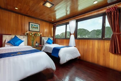 Halong bay boutique cruise 2 days trip: Kayaking, swimming & caving tours