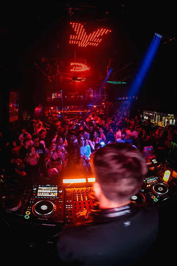 Ultimate Party in Miami : Booze Cruise with Free Open Bar, Nightclub & Party Bus 2