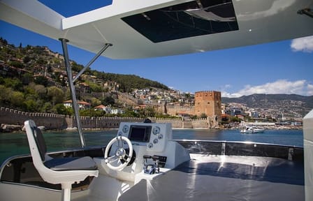 Alanya Private Yacht Tour with Lunch, Soft Beverage & Transfer