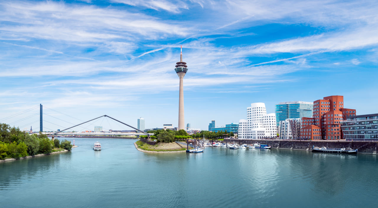 Dusseldorf in 1 Day - Walking Tour - Audioguide in 7 languages 2