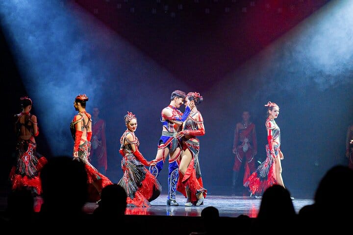 Simon Cabaret: Phuket’s Ladyboy Glamour Show 5