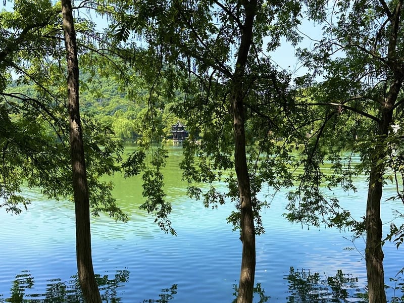 Hangzhou: Xianghu Lake Raft & Water Fun Private Day Trip