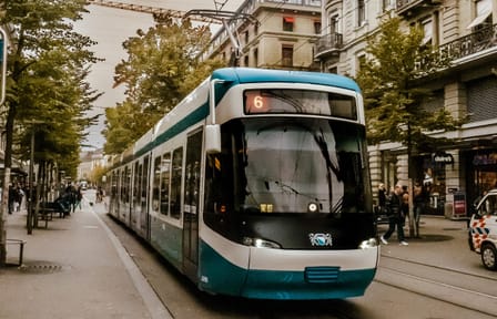 8-Day Scenic Rail Tour of Zürich and Switzerland