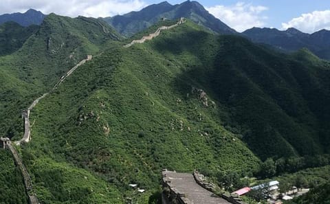 Private Half-Day Walking Tour of Wild Huanghuacheng Great Wall