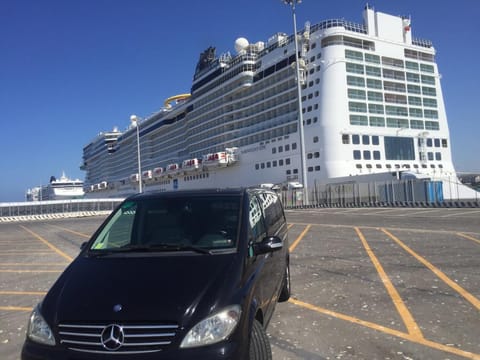 Shared Transfer From Rome to the Civitavecchia Port