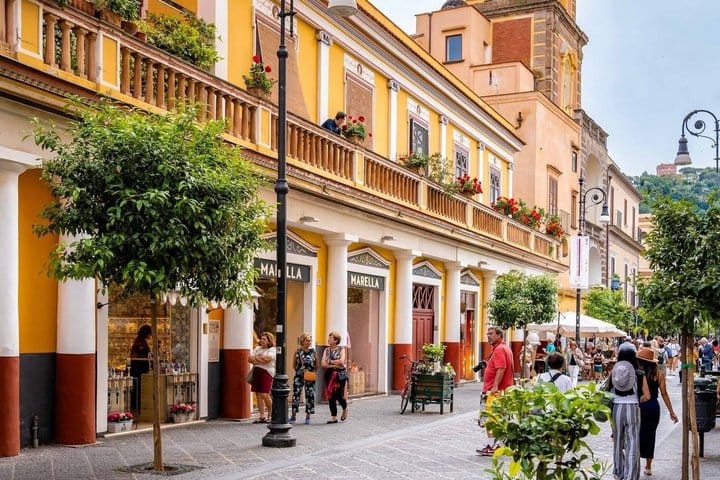Guided Walking Tour of Sorrento with Limoncello Tasting 2