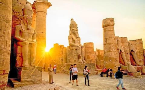 Luxor Day Trip from Hurghada: Valley of the Kings and Karnak