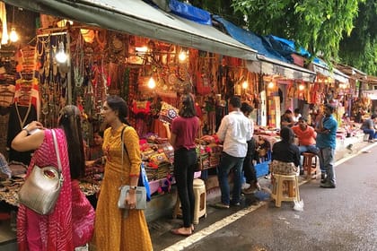 Textile and Carpet Shopping Tour of Delhi