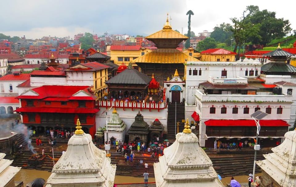 Private Tour of Pashupatinath and Bouddhanath