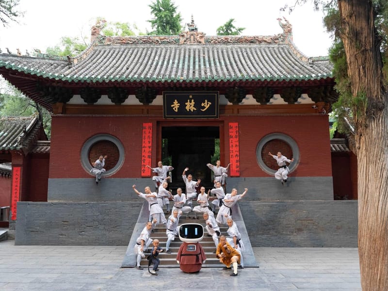 Zhengzhou: Shaolin Temple and Mt. Song Private Day Tour