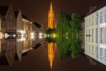Day Trip to Bruges from Paris with Guided Sightseeing