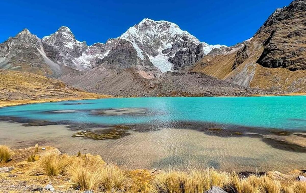 Cus-14 : Ausangate’s Hike – Seven Glacial Lakes – Full Day