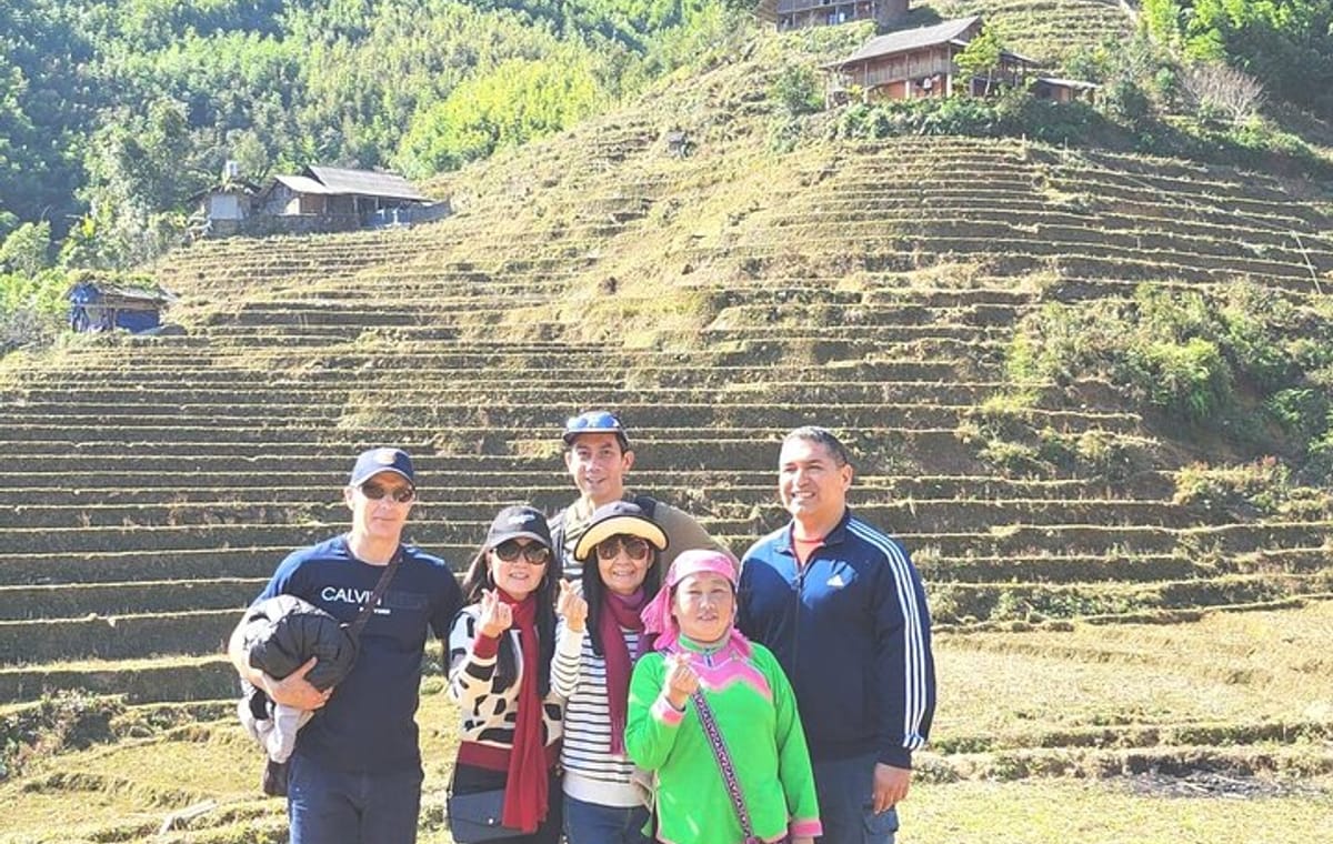 1 Day Trekking Tour through Rice Terraced Fields from Sapa Town