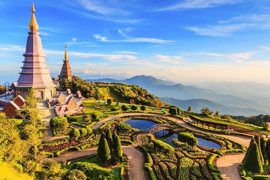 CHIANG MAI: One day Doi Inthanon (incl entrance fees), Royal Project, Waterfall - Lunch