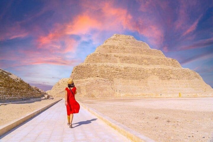 Pyramids of Giza Tour