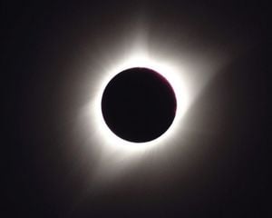 Total Solar Eclipse Photography Tour - Snæfellsnes Peninsula - photo 1