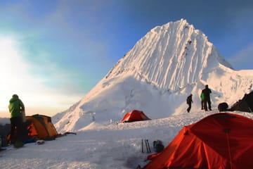 Alpamayo Climbing Expedition: 6-Day Adventure in Huaraz