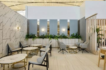 Suvarnabhumi Airport Miracle Lounge Access