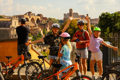 E-Bike Tour of Rome's Iconic Landmarks and Trevi Fountain