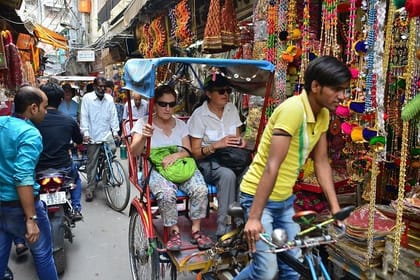 Flavors of Old Delhi: A Guided Food Tour with Meal and Transport