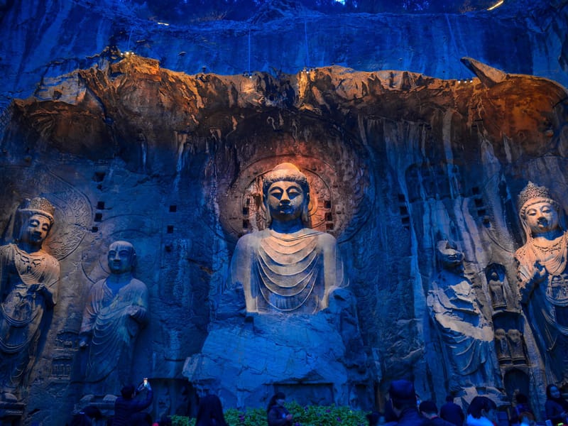 Luoyang: Day Trip to Luoyang from Xi'an by High-Speed Train