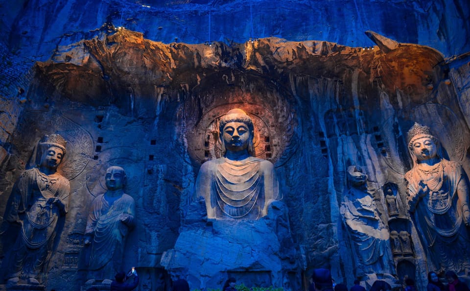 Day Trip from Xi'an to Luoyang: Longmen Grottoes & Shaolin Temple