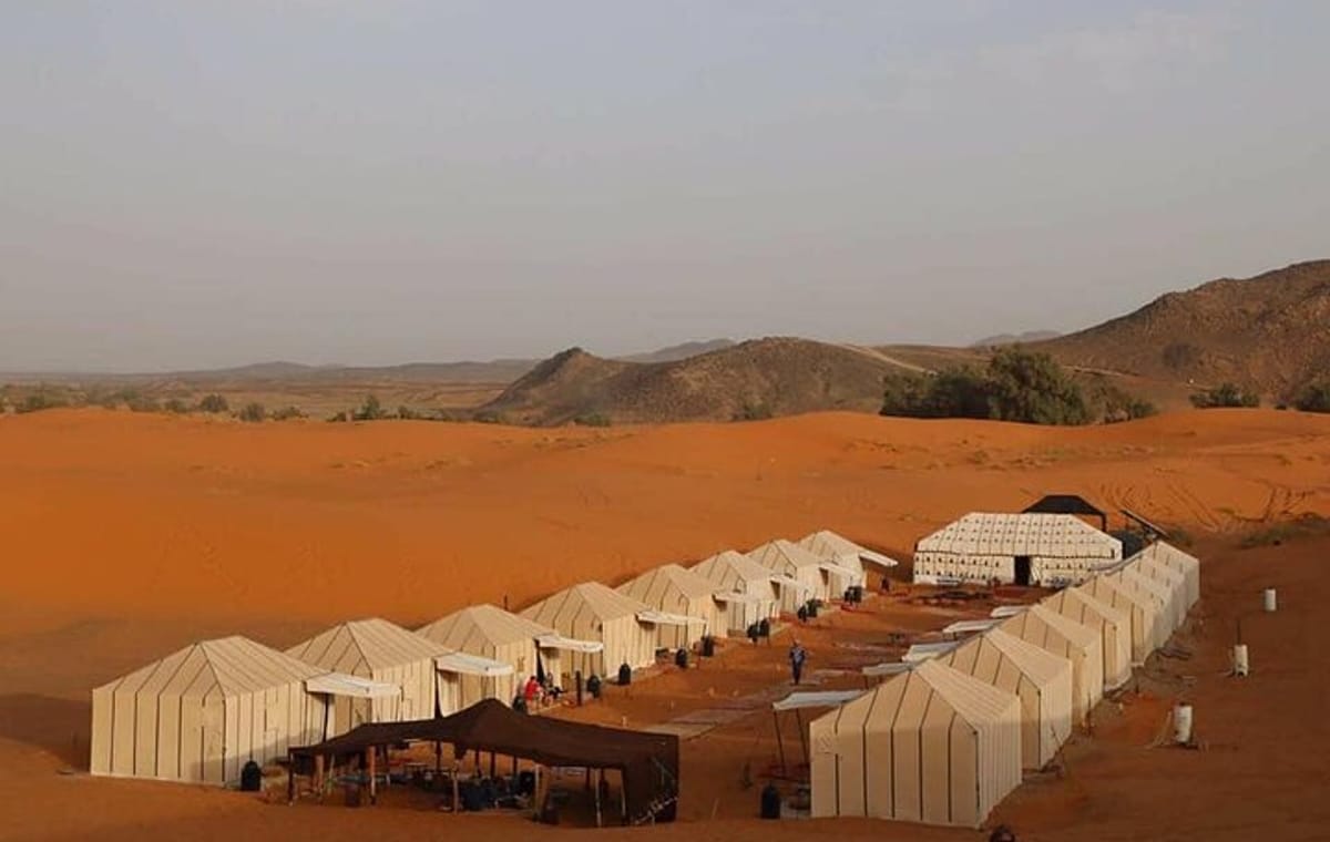 Hire a car with driver and licensed guide