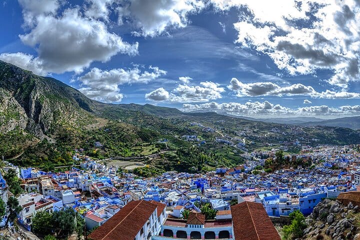 5 Day Chefchaouen Blue City and Fes Luxury Tour from Tangier