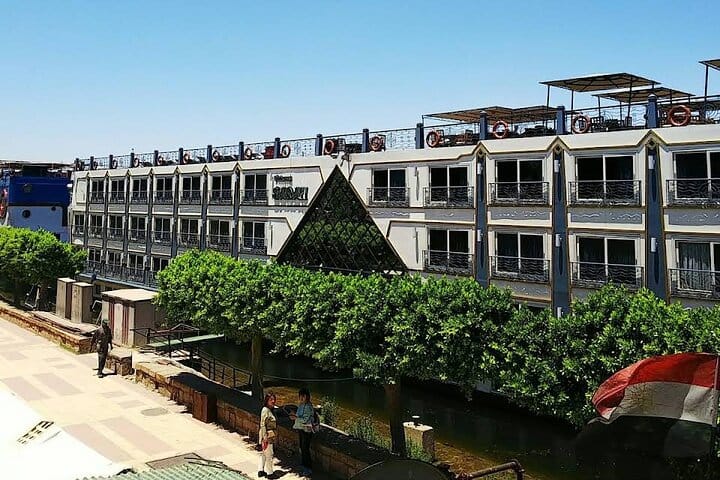 4 Days in 5* Nile cruise, Guided Aswan to Luxor, Hot Air Balloon