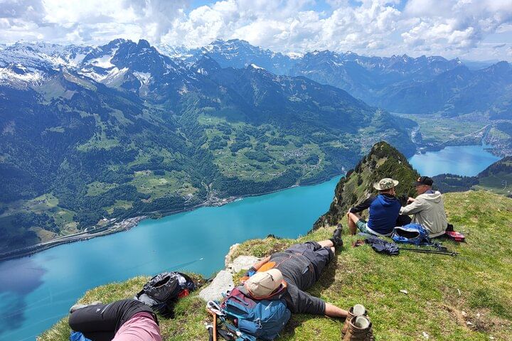 4 Day Trekking Tour Swiss Magic Through the Alps