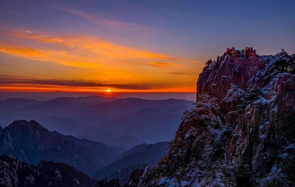 3-Day Private Tour of Mt. Huang, Hongcun Village, and Tunxi