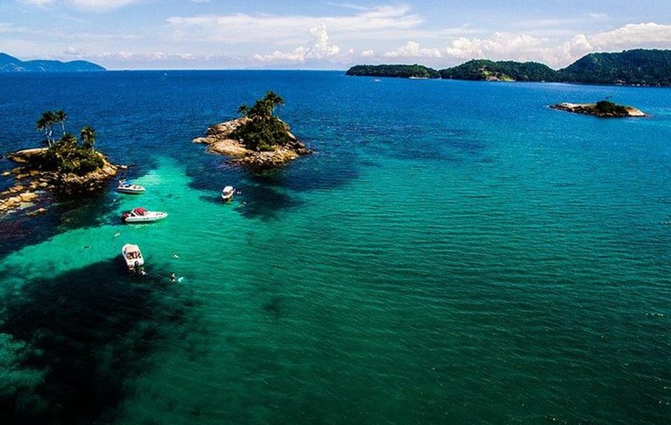Motorboat Tour to the Islands of Angra dos Reis, Brazil