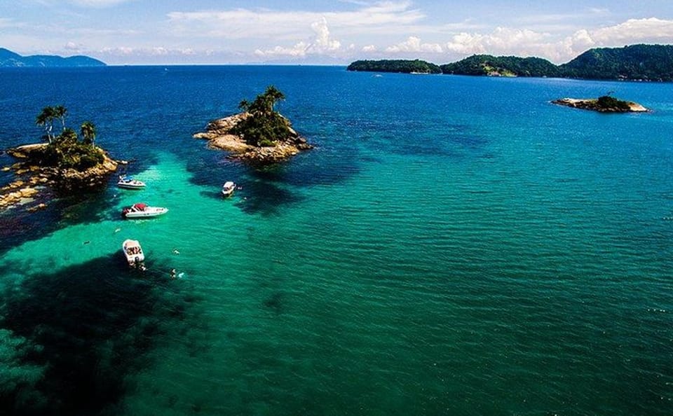 Motorboat Tour to the Islands of Angra dos Reis, Brazil