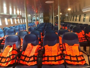 Phi Phi Islands Day Tour by Bigboat from Phuket