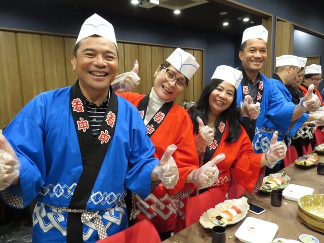 Light Sushi Class with Energetic Sushi Chef 3
