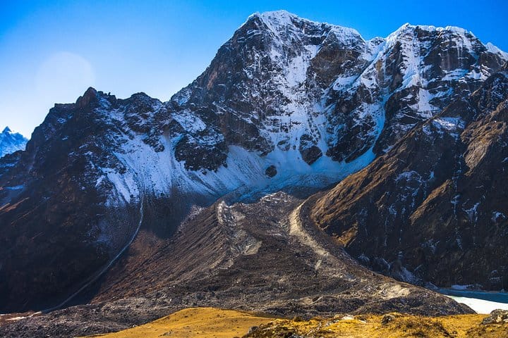 19 Days Mera Peak Climbing & Expedition – One Life-Changing Himalayan Adventure