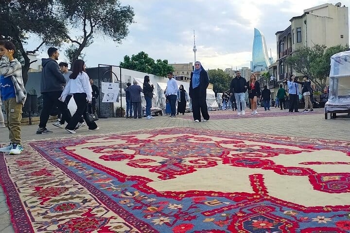 old city baku_old_city_baku_old city tour_old_city_tour_baku-shopping in old city-carpet festival baku-baku tour