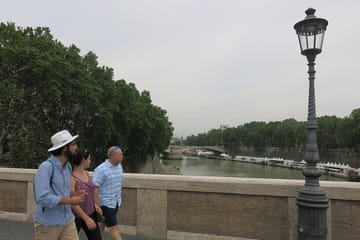 Private Walking Tour of the Jewish Ghetto and Roman Cuisine