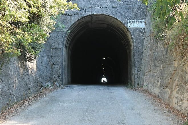 Half Day Tour - Deep and Dark Red Wine of Pelješac 9