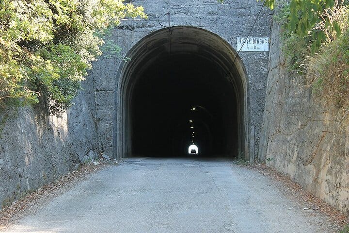 Half Day Tour - Deep and Dark Red Wine of Pelješac 9