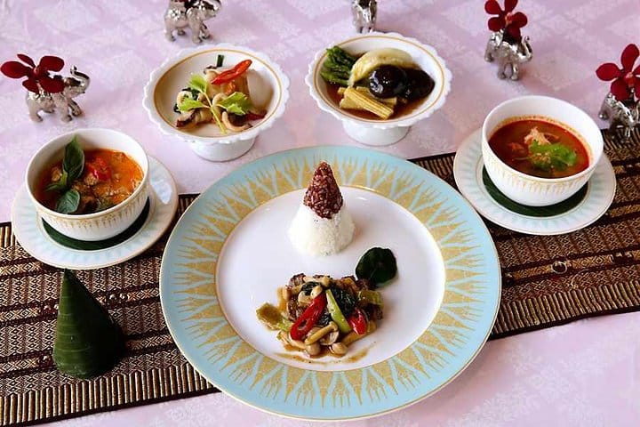 Gourmet Dinner & Spectacular Show at Mandarin Oriental 3
