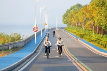 Cycling Tour of Dianshan Lake and Yuandang Rainbow Bridge